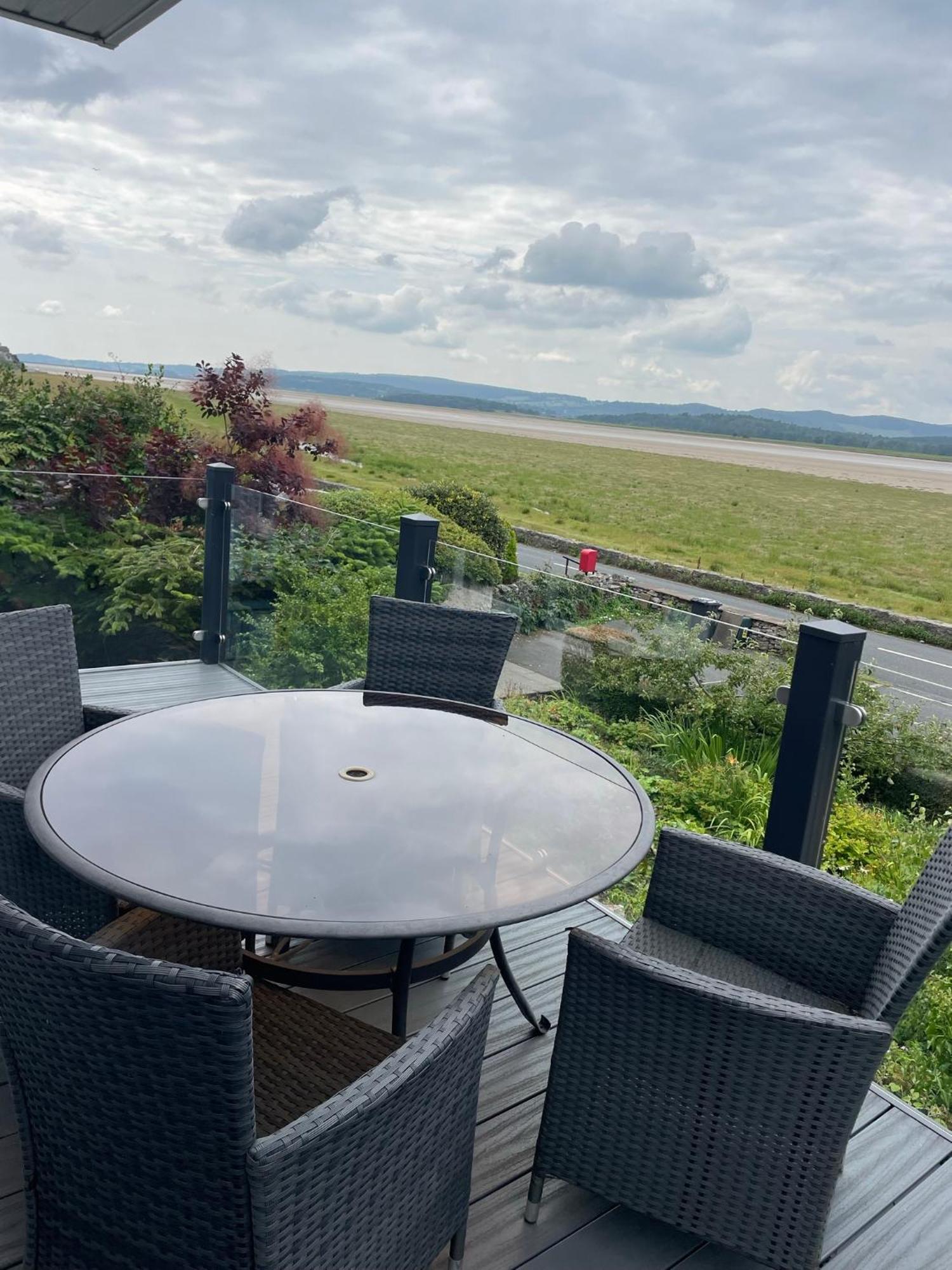 Watersedge Retreat, Views, Sunsets, Dogs Welcome Sandside  Экстерьер фото